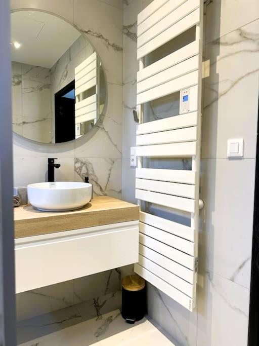 L'Escapade Des Privilegies Amiens Bagian luar foto